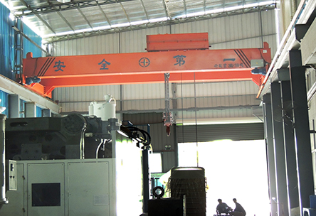 雙梁橋式起重機